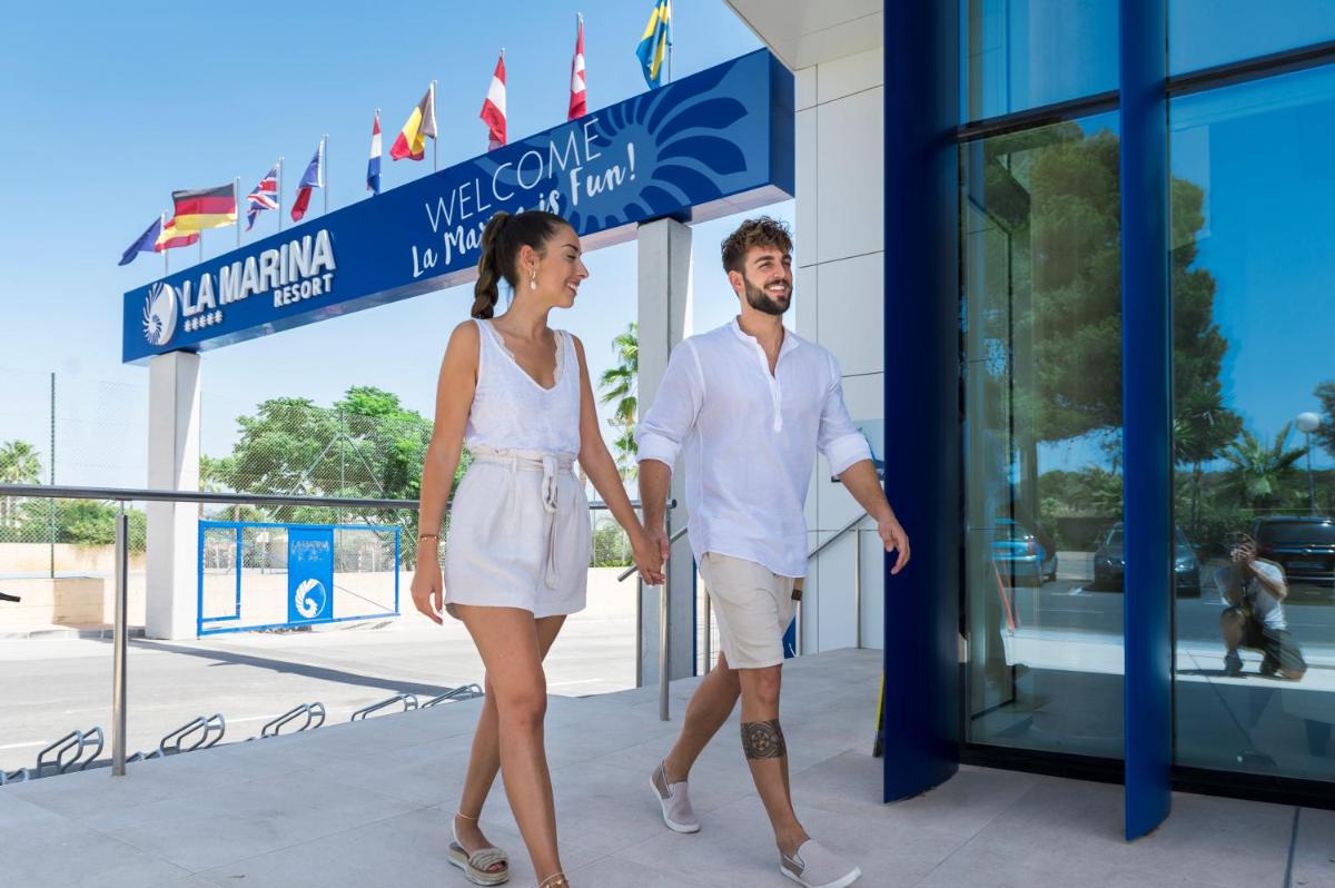 Clientes alojados en La Marina Resort