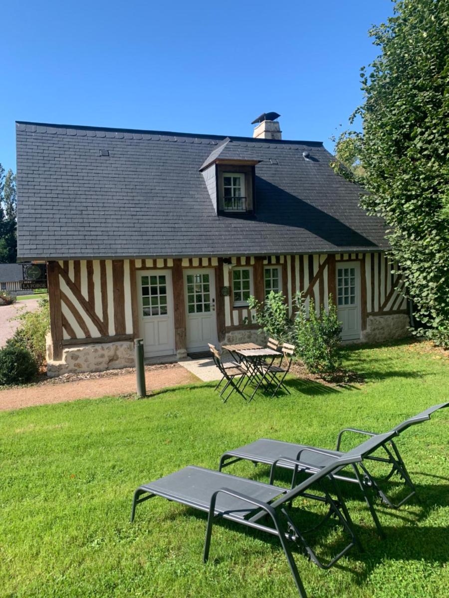 Jardin de l'établissement Les Manoirs des Portes de Deauville - Small Luxury Hotel Of The World