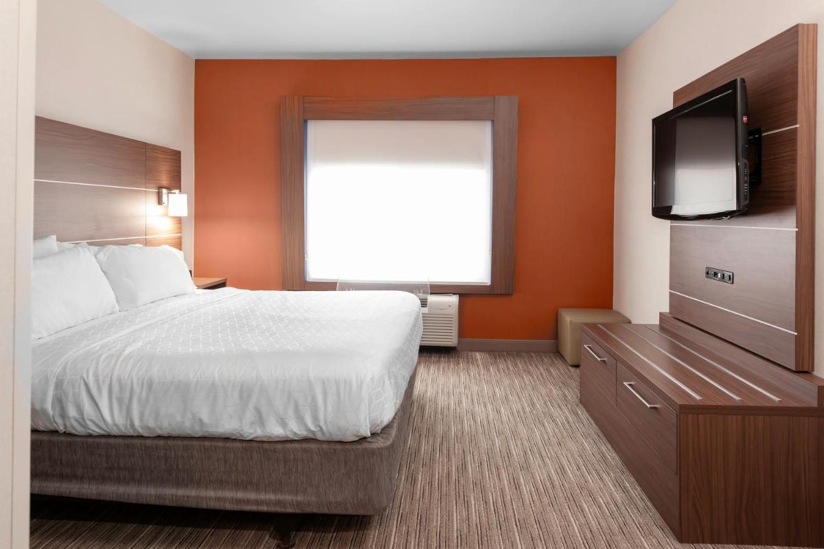 Holiday Inn Express Hotel & Suites Coeur D'Alene I-90 Exit 11, an IHG Hotel - Housity