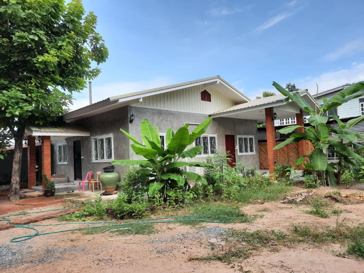 Pottery Street House - Housity