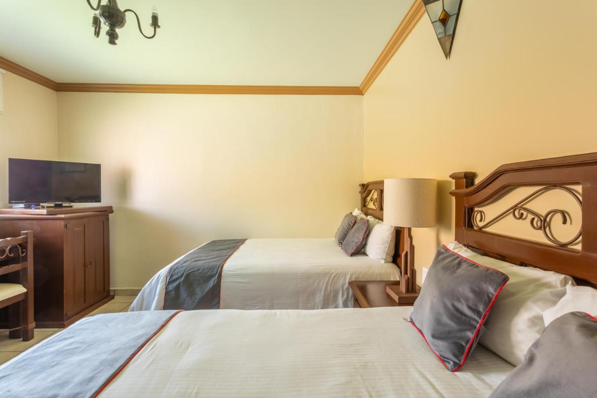 Hotel Ángel Inn - Housity