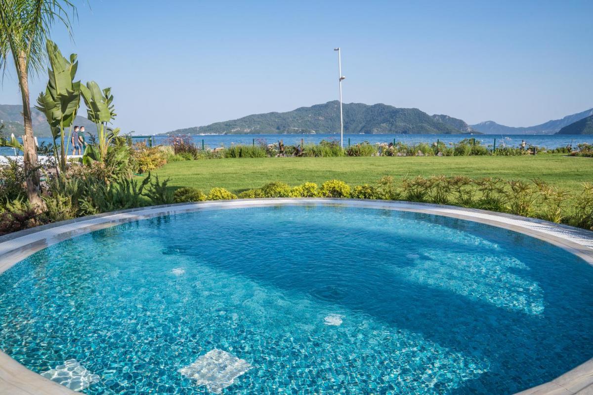 Premier Nergis Beach & SPA - Housity