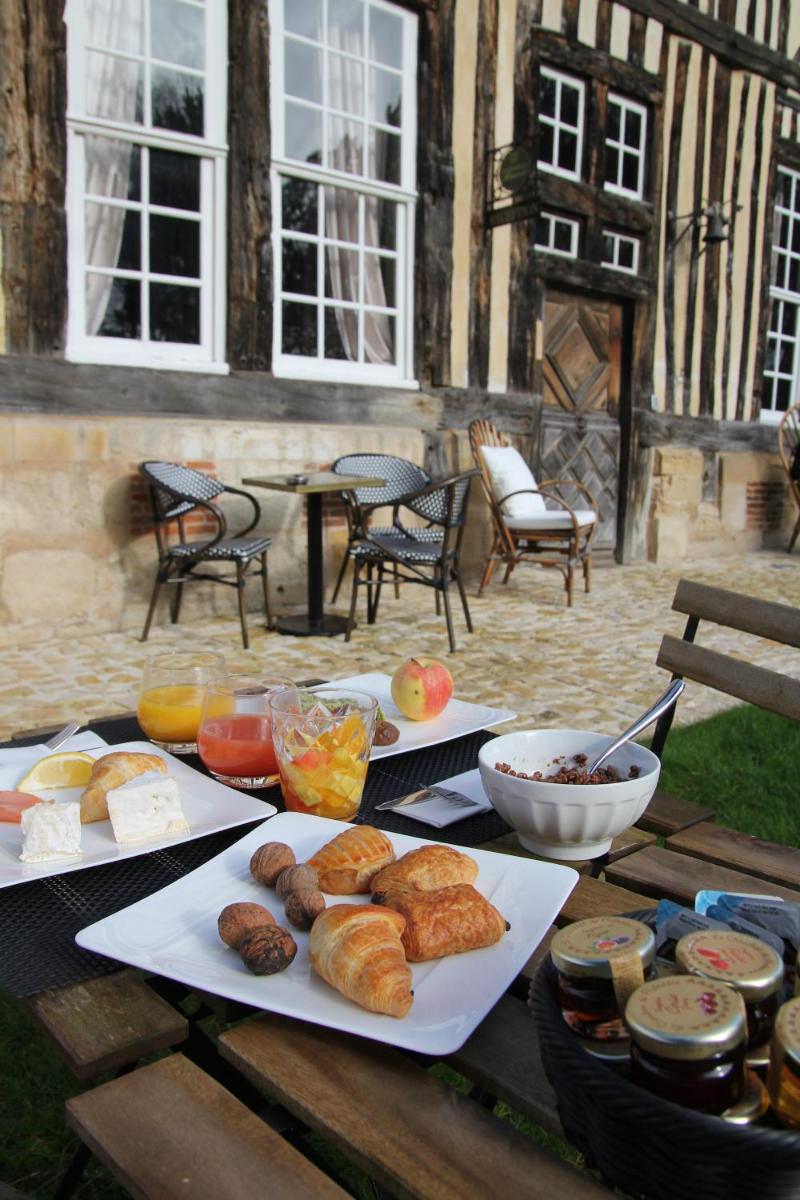 Nourriture dans l'hôtel ou à proximité