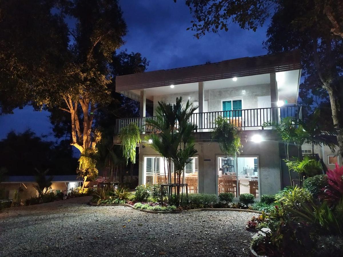 บ้านรักษ์วนา - Housity