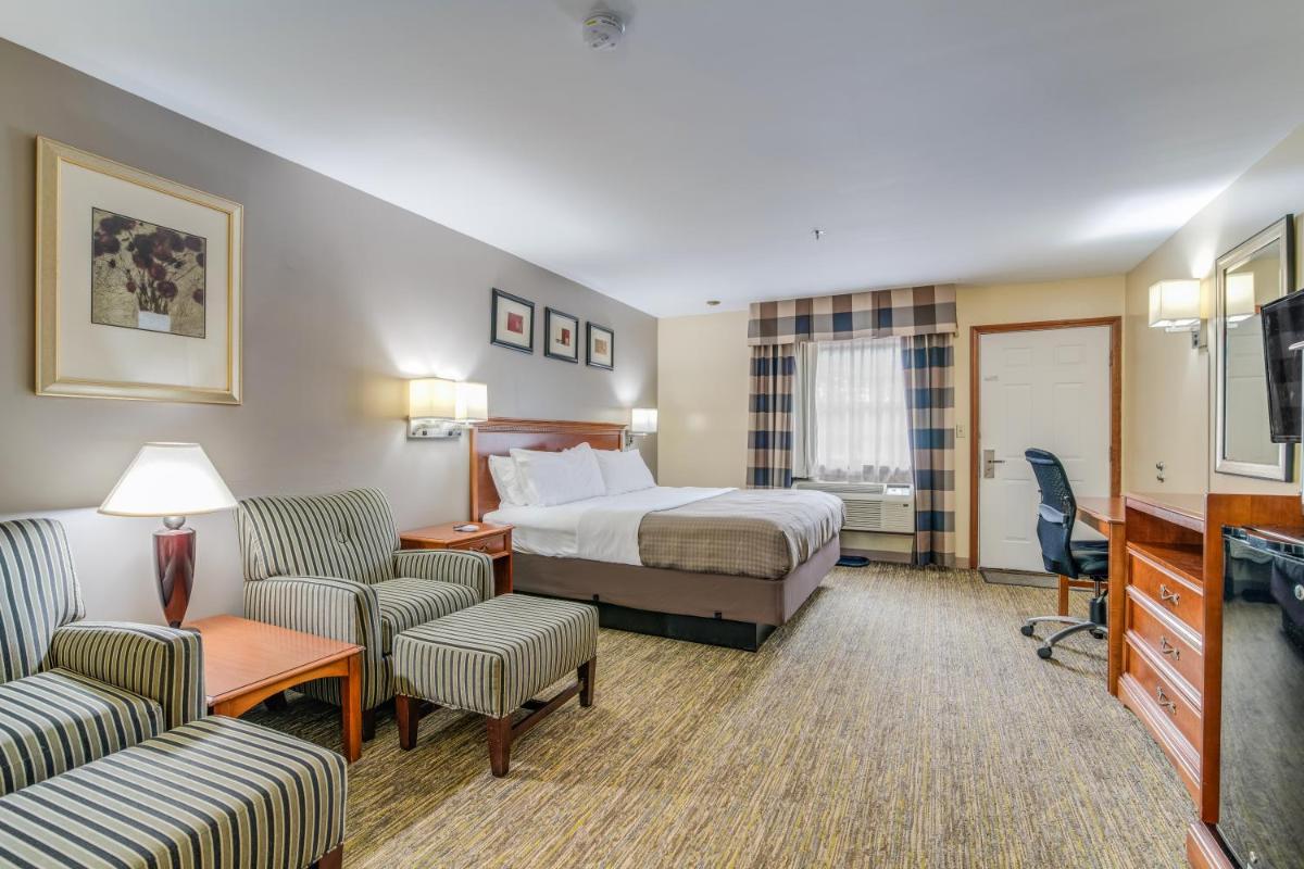 Suitetrails - Americas Best Value Inn Scarborough Portland