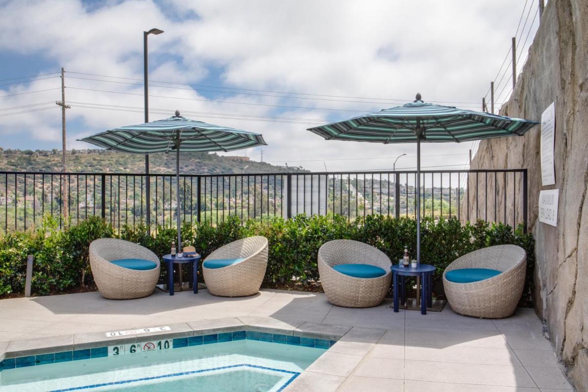 Ayres Hotel Vista Carlsbad - Housity