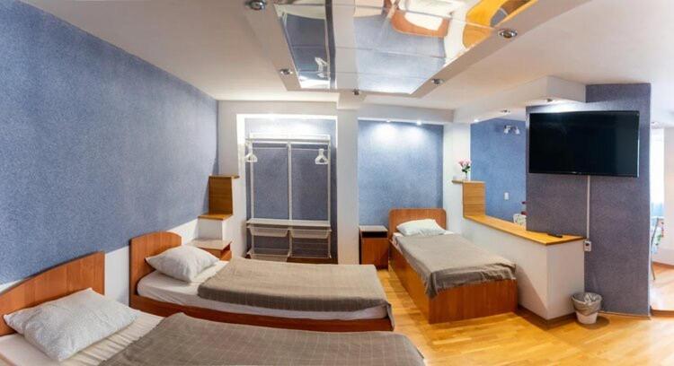 Rooms in Tsilkovskogo 92A - Housity