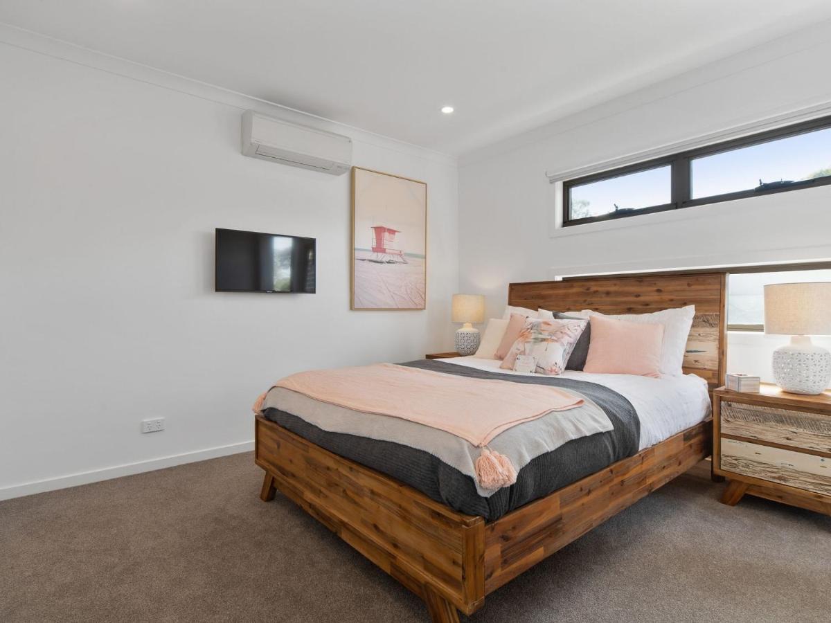 Rosebud Beachside Gem - Housity