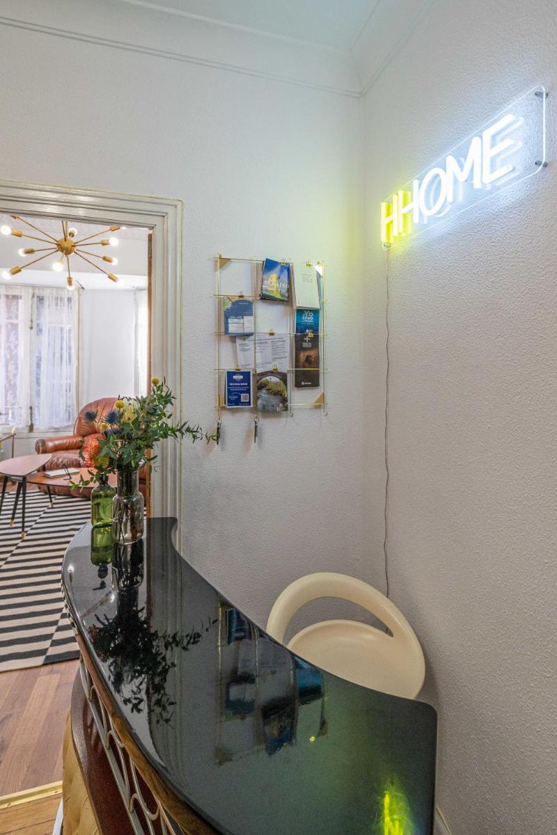 HiHome Hostel Uría - Housity