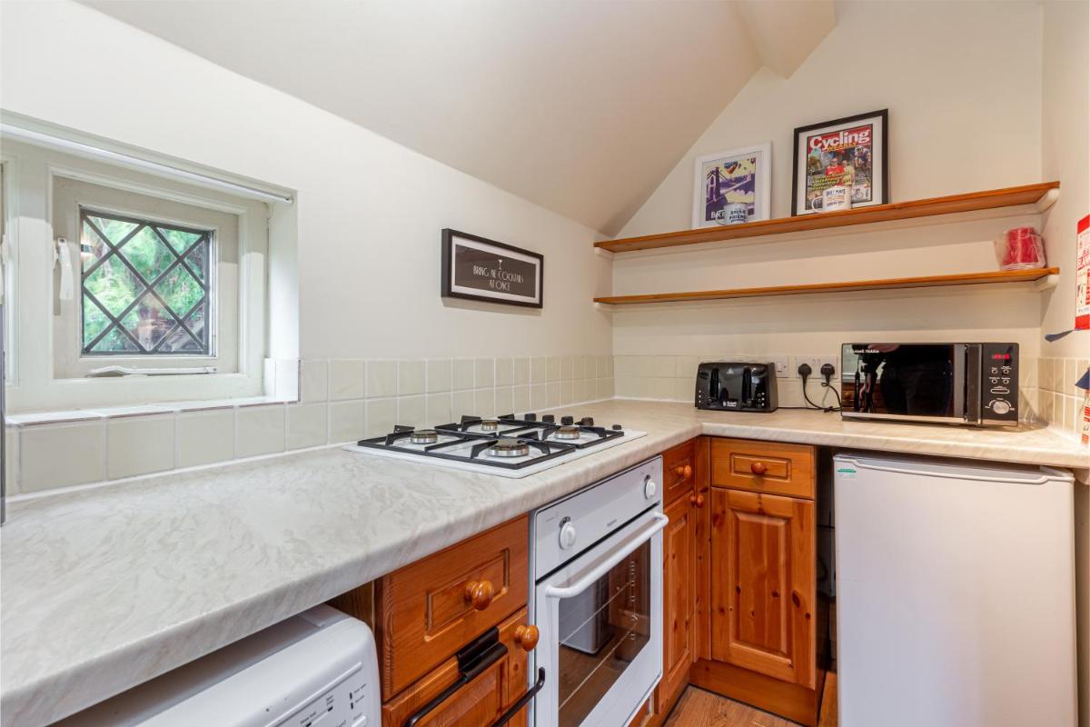 Host & Stay - The Old Thatch - Housity