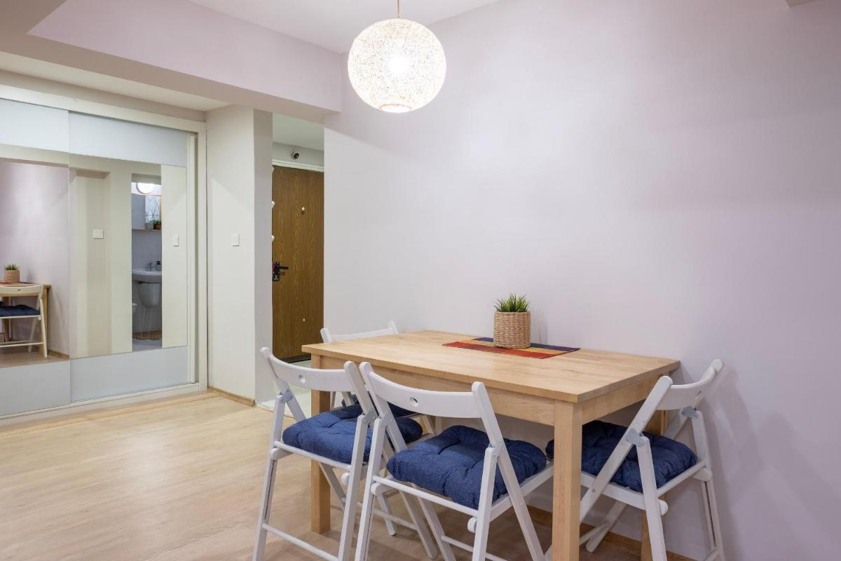 Central & Beautiful Apartment - Perfect Location - Housity