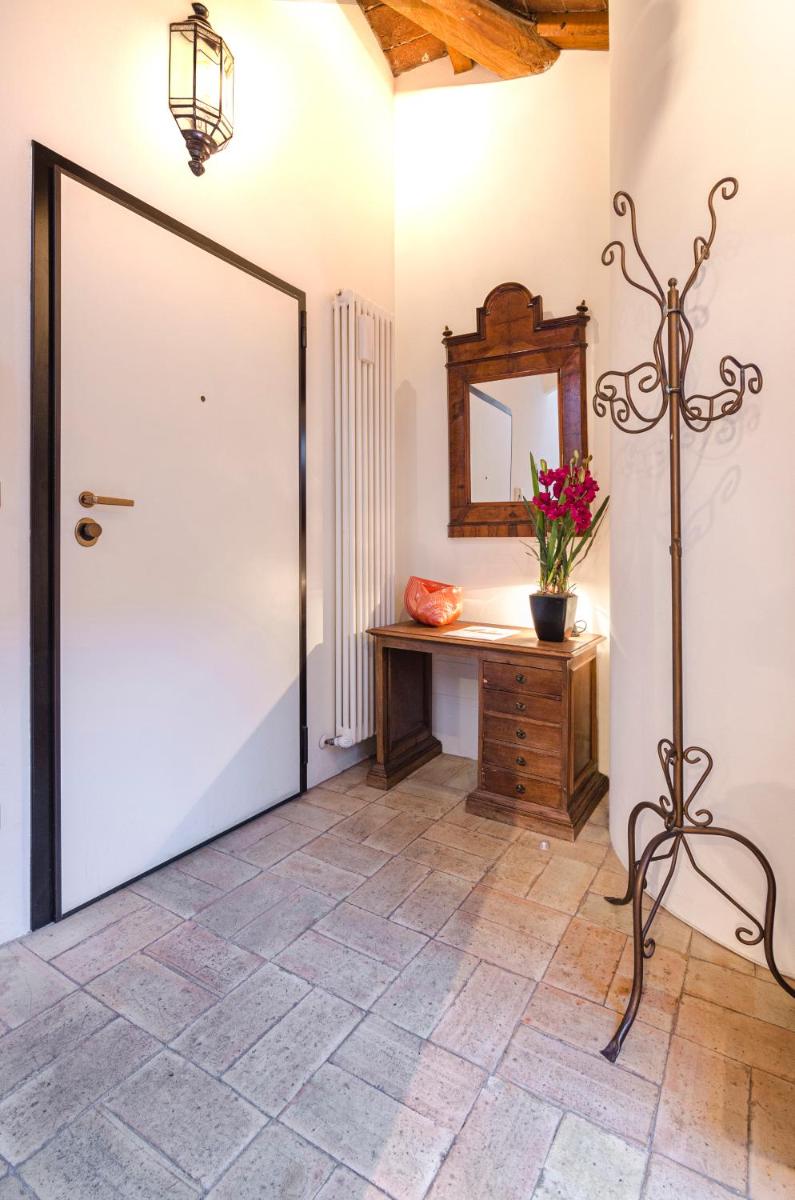 Altabella Panoramic Tower - Housity