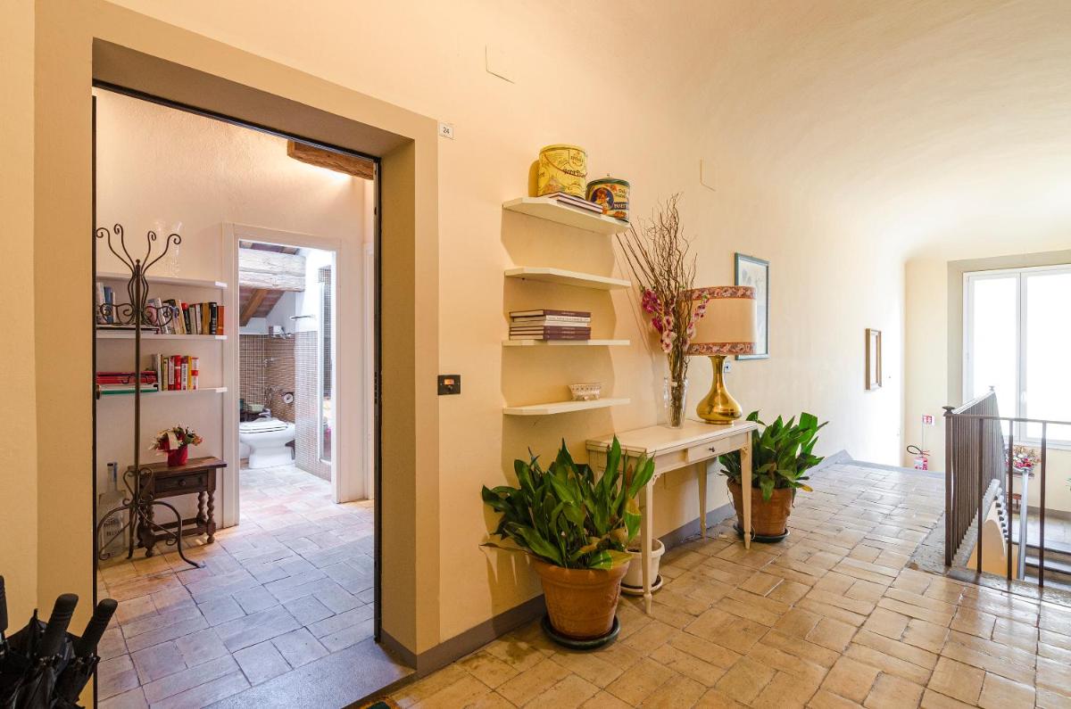Altabella Panoramic Tower - Housity
