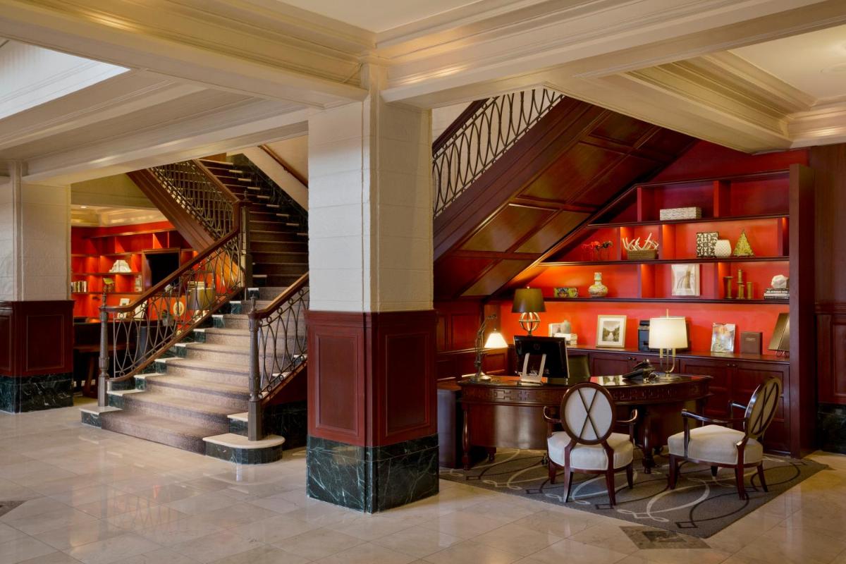 The Royal Sonesta Stephen F Austin Hotel - Housity