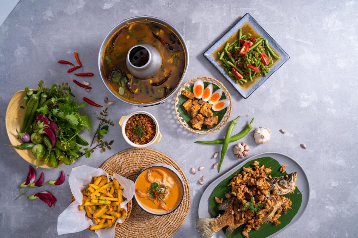 Korat Resort Hotel - Housity