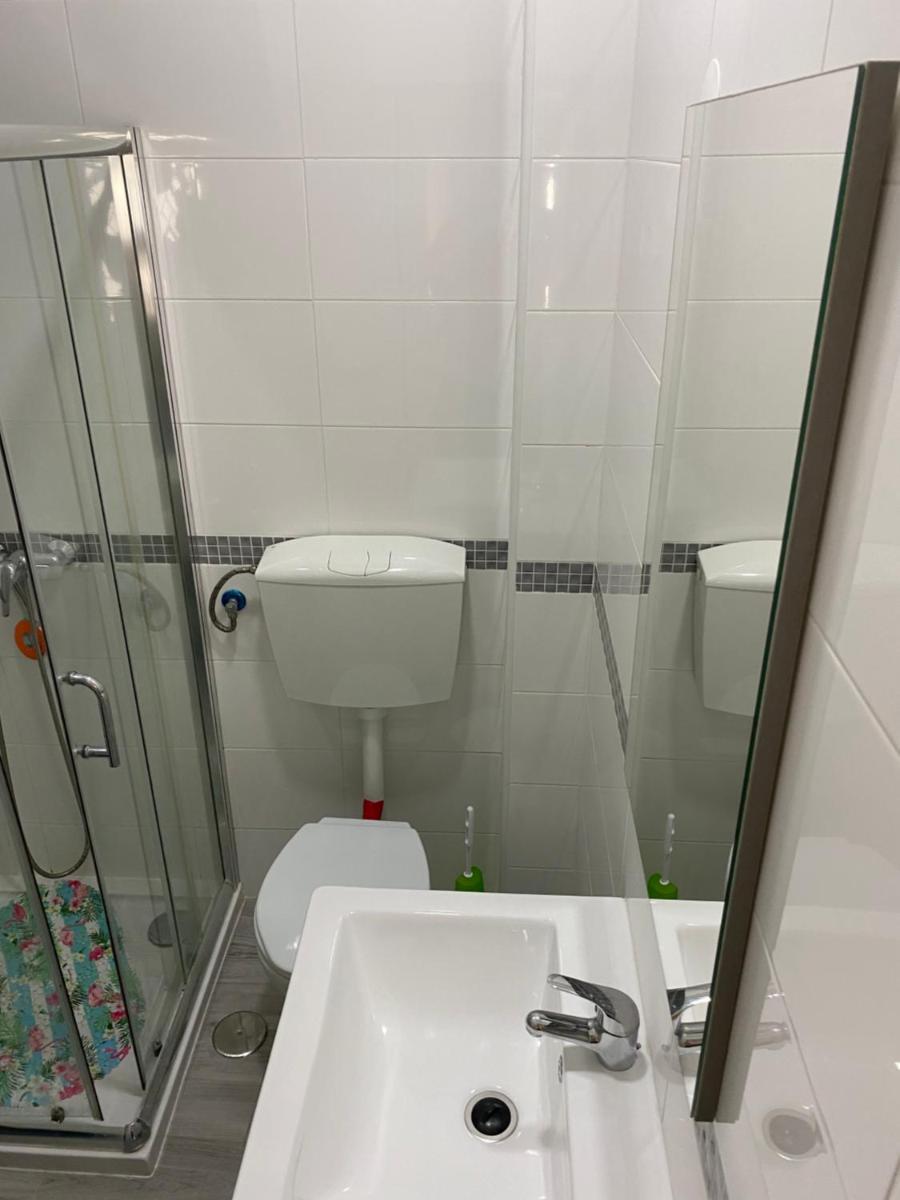 Avó Velha - Faneca Apartamentos - Housity