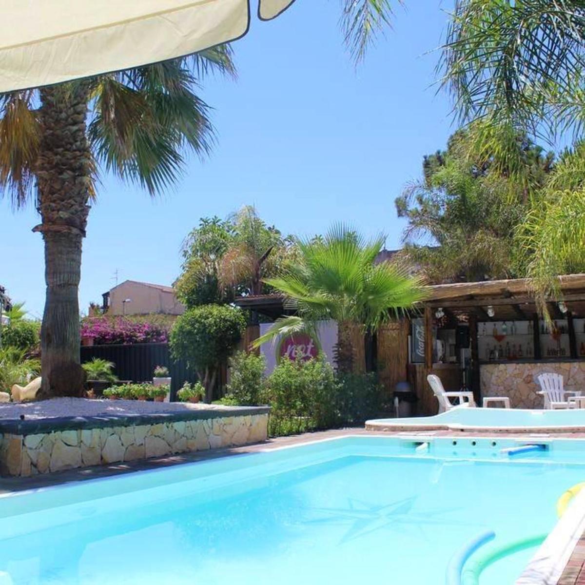 Bright Apartment in Vaccarizzo delfino 60 m² with pool - Housity