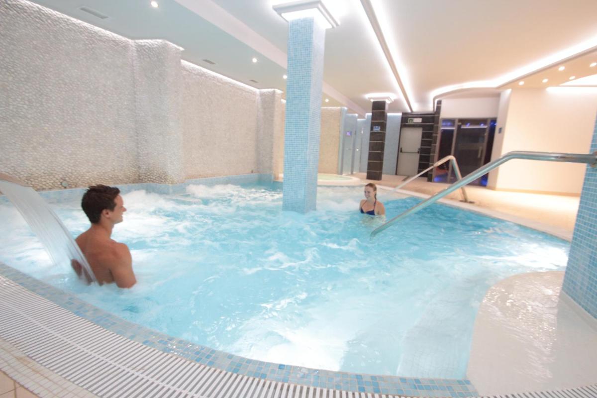 Clientes alojados en HL Suitehotel Playa del Inglés - Adults Only