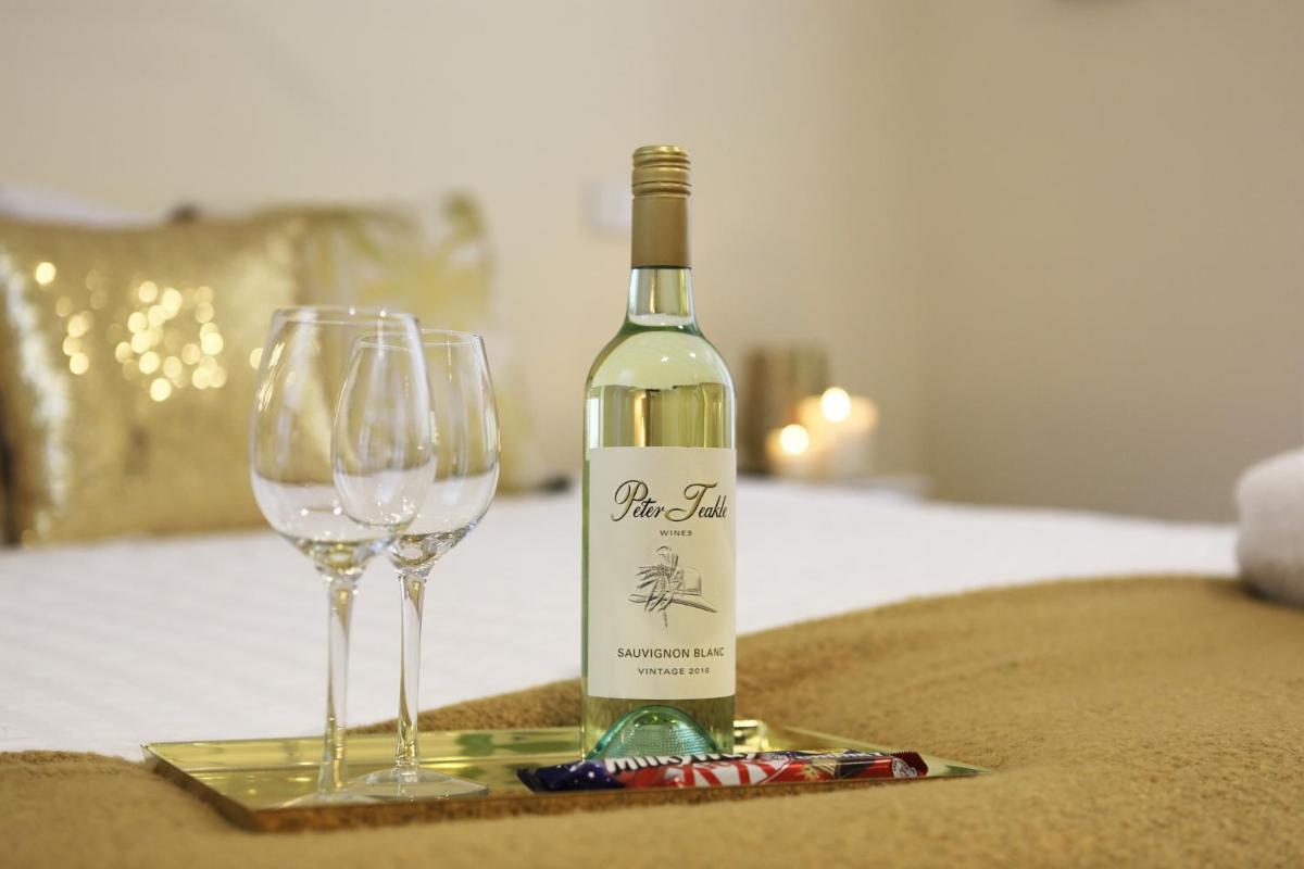 Marina Holiday Home - Housity