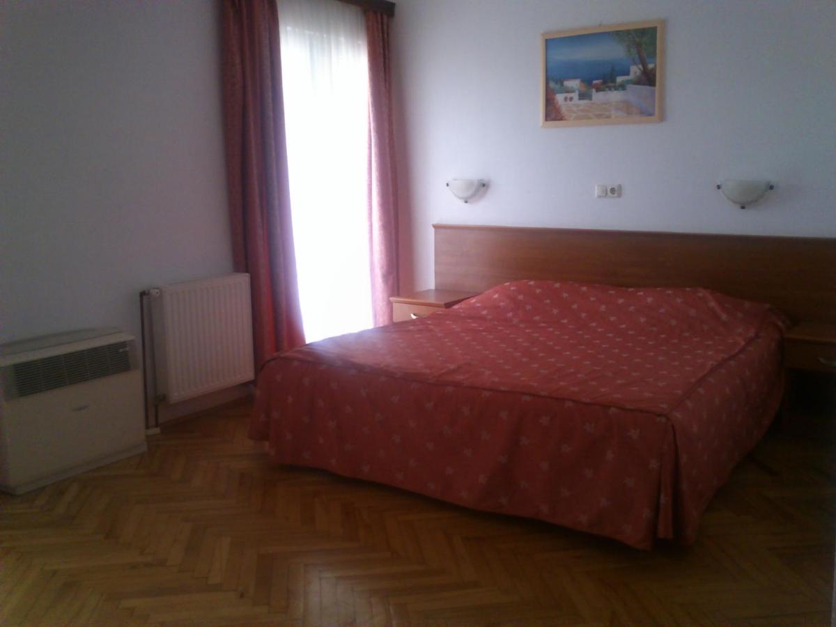 Hotel Zuco - Housity