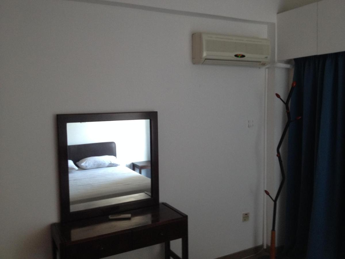 Francis Apartments - Housity
