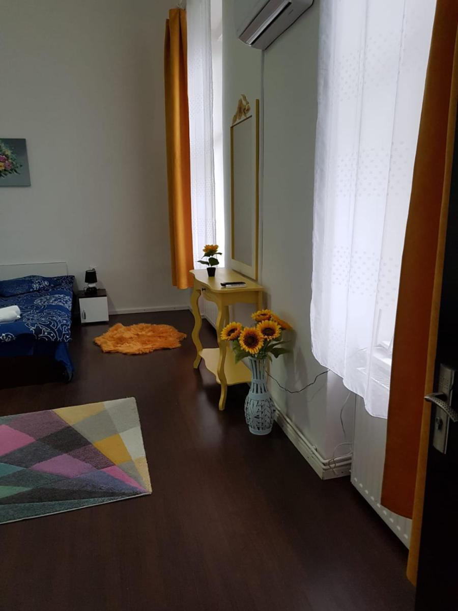 Apartament 12 Central - Housity