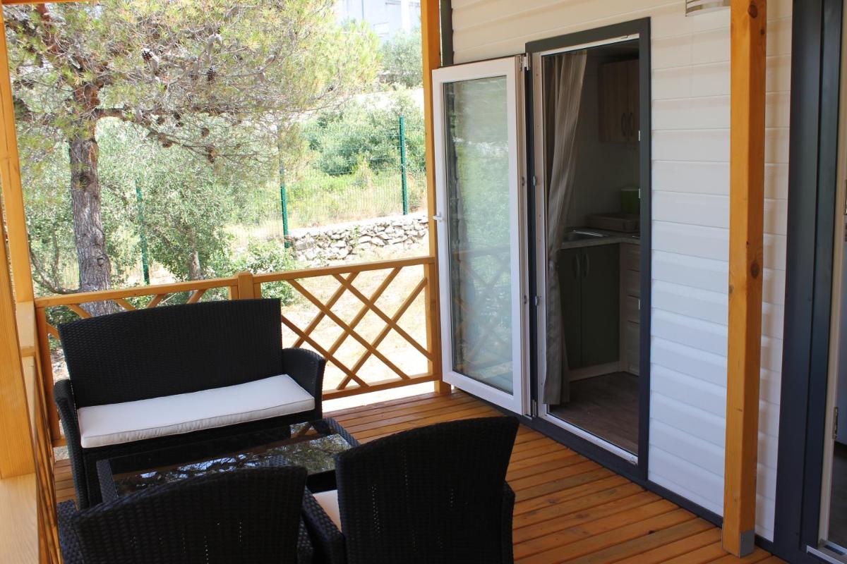 Mobile Homes Jezera - Housity