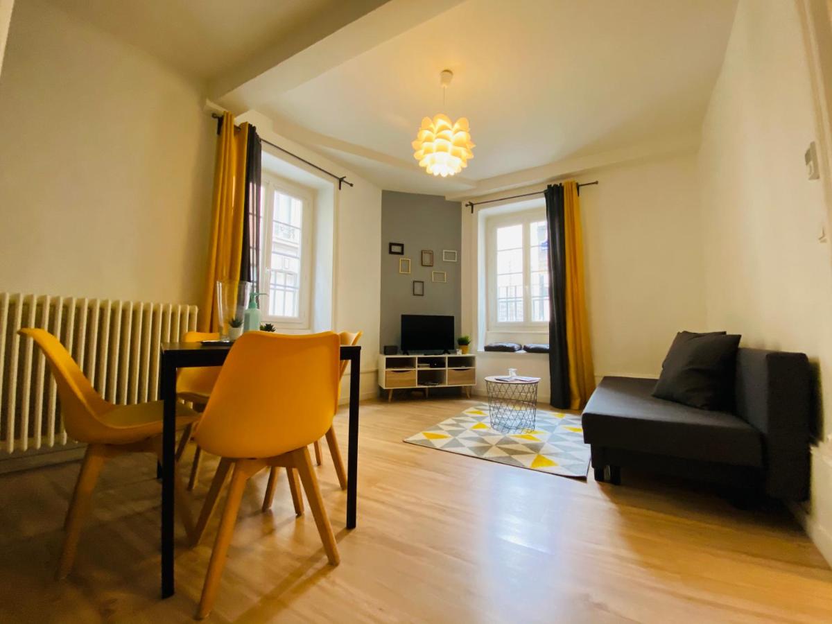 Nid Douillet sur plateau central - Housity