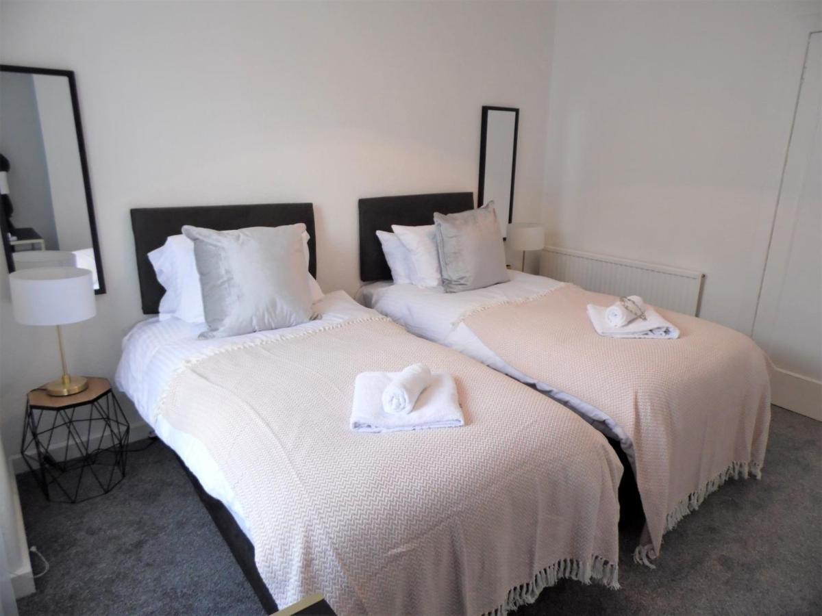 Trident Apartment - Housity