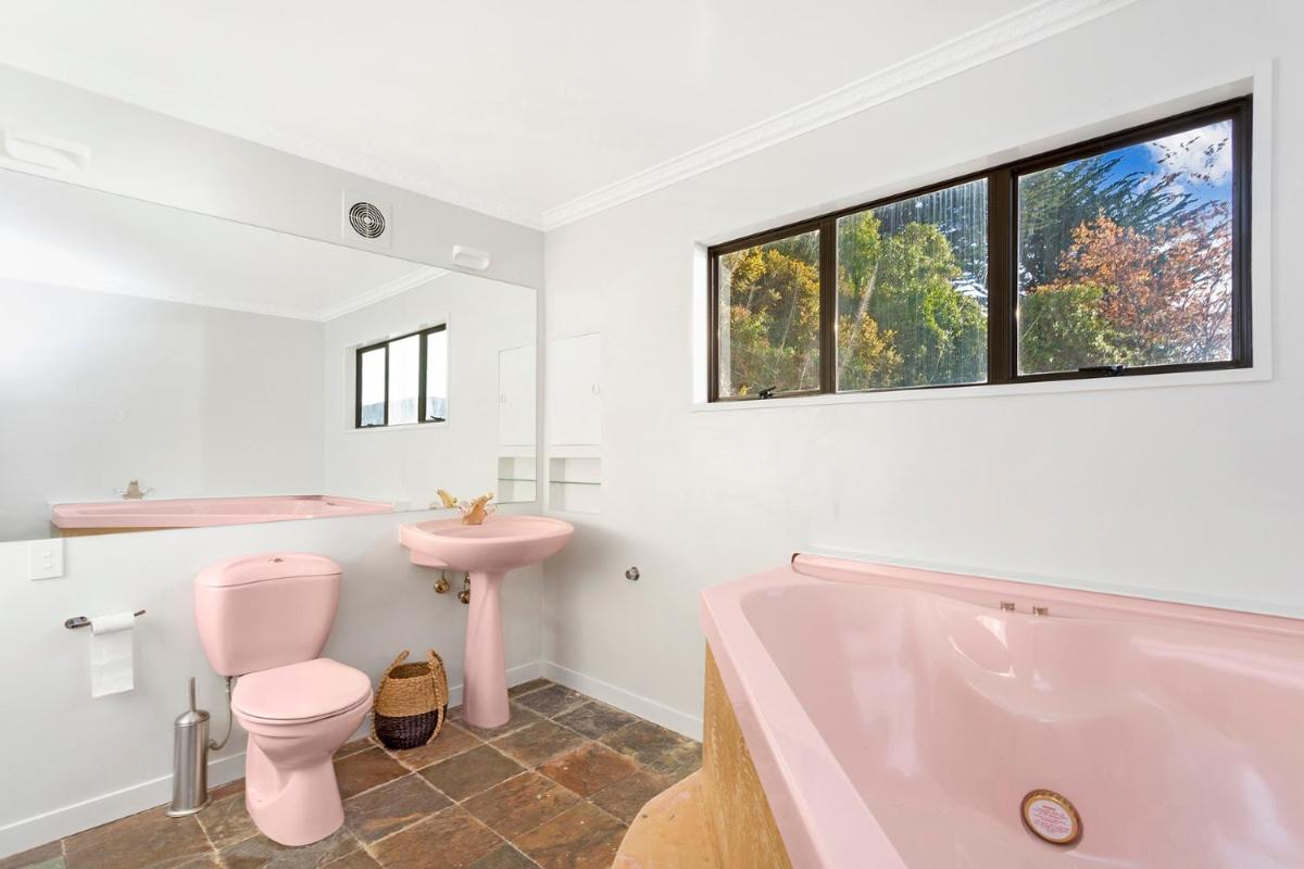 Harbour Views - Housity