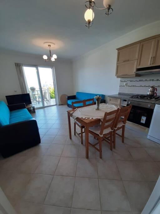 2BR Holiday House with Garden & Pool in Bodrum - Housity