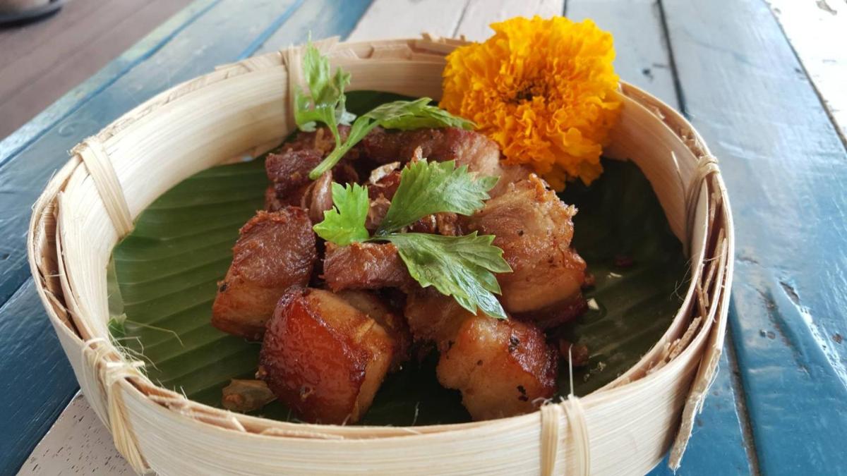 I - Talay Taling Ngam Samui - เขา ป่า นา เล ตลิ่งงาม สมุย - Housity