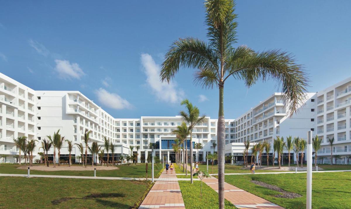 Suitetrails - Riu Playa Blanca - All Inclusive