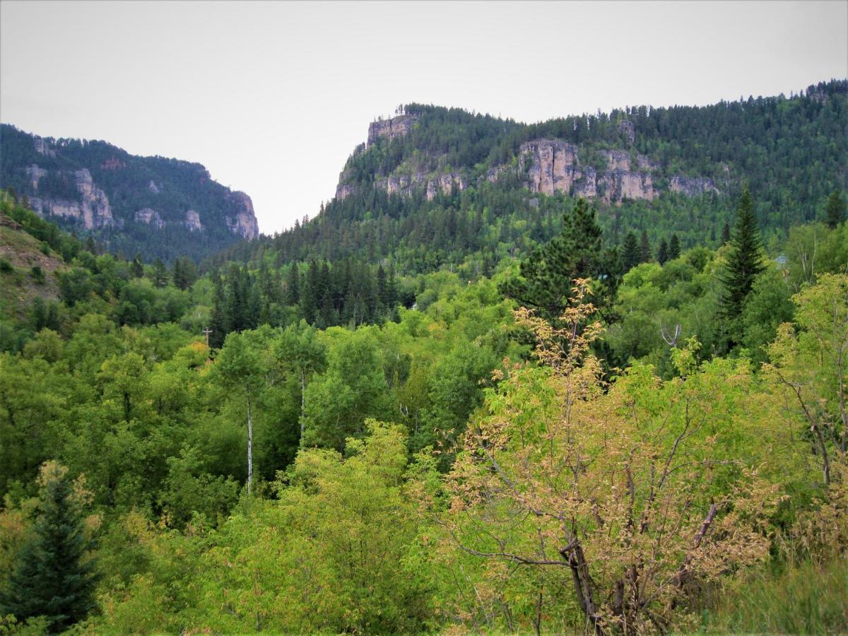 Spearfish Canyon Lodge - Housity