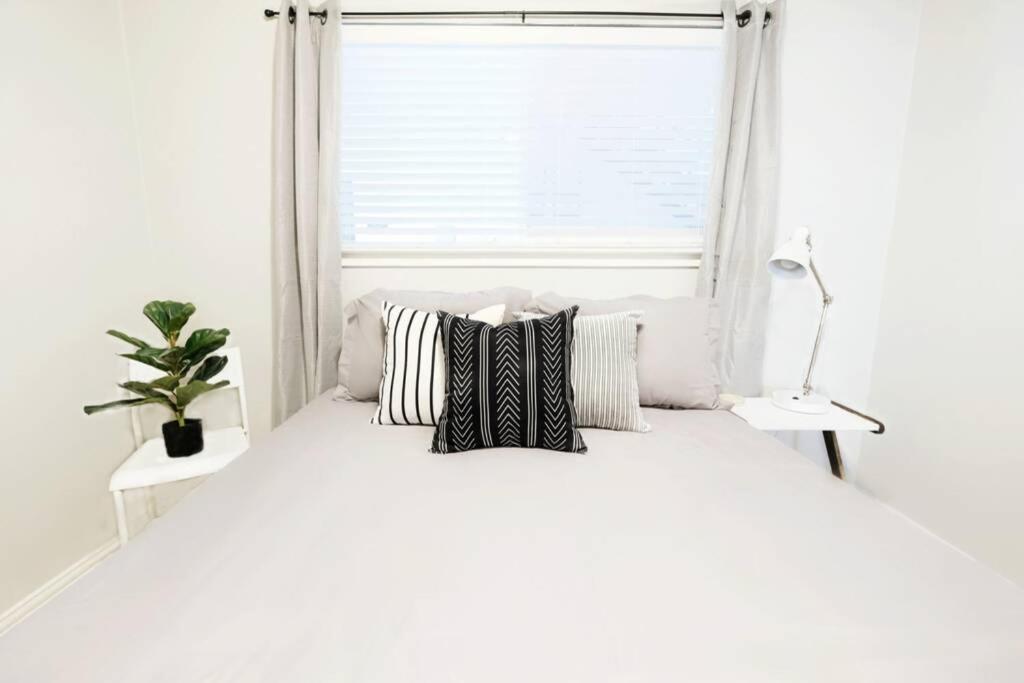 The Resting Space + FREE ARBORETUM TICKETS - Housity
