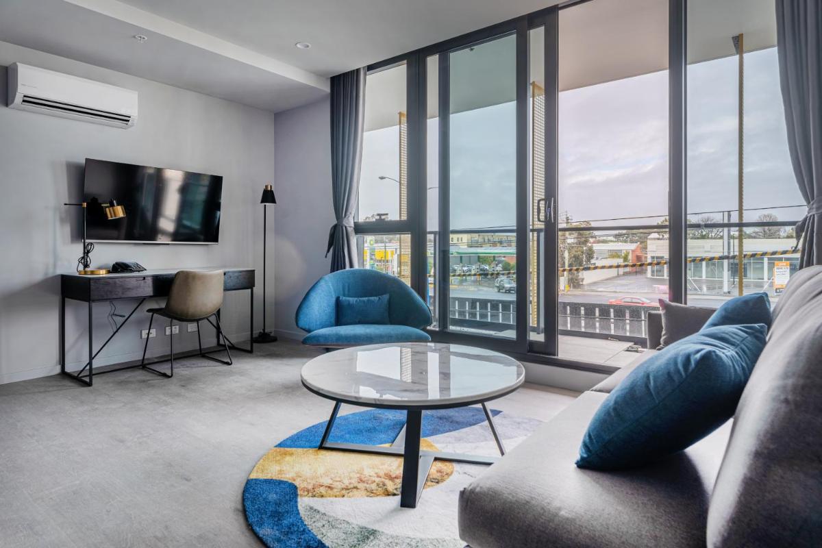 Oros Hotel and Apartments - Housity