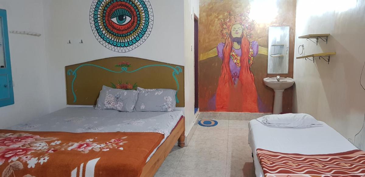 Padmaa Hampi Villa - Housity