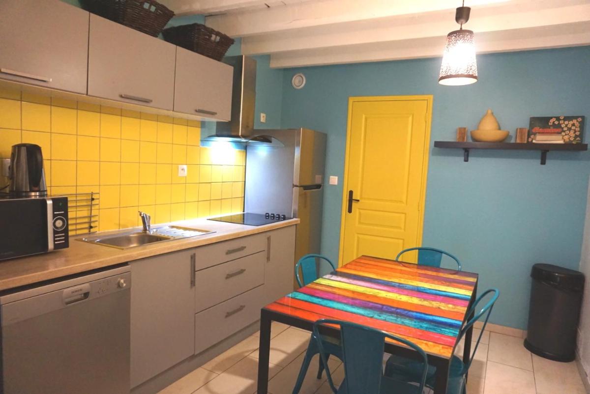 Les Gîtes du Monde , Appartements 2 chambres- 4 lits simples modulables en lits doubles - Housity