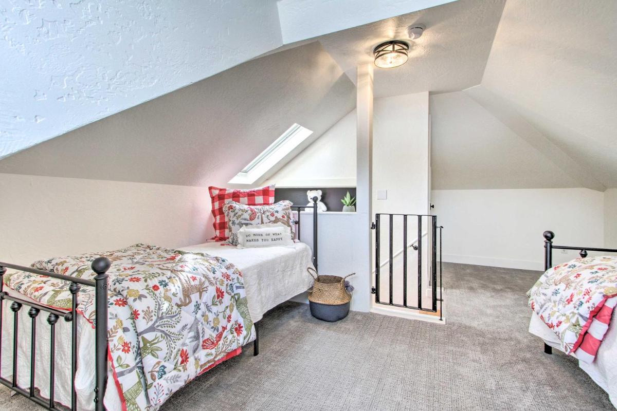 Charming Choteau Cottage Ski and Fish Nearby! - Housity