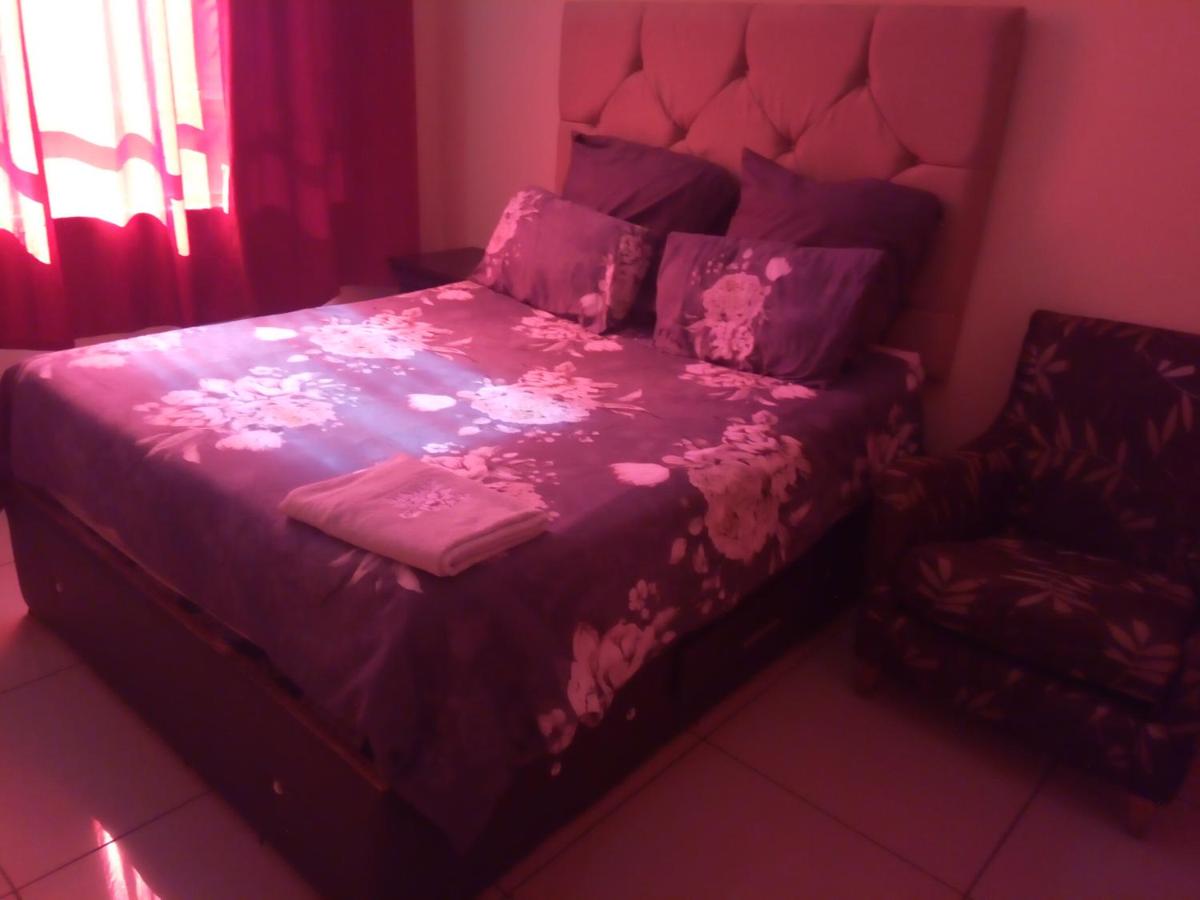 Royal Delight Guest House - Housity