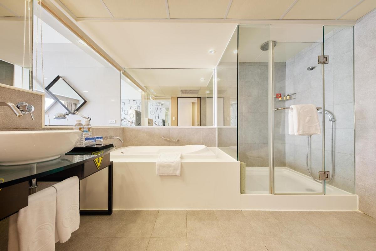 Caesar Park Hotel Taipei - Hizvo