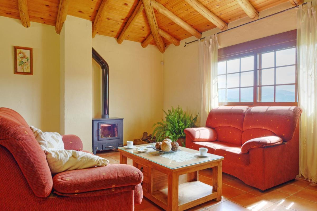 Casa Rural Juzcar - Housity