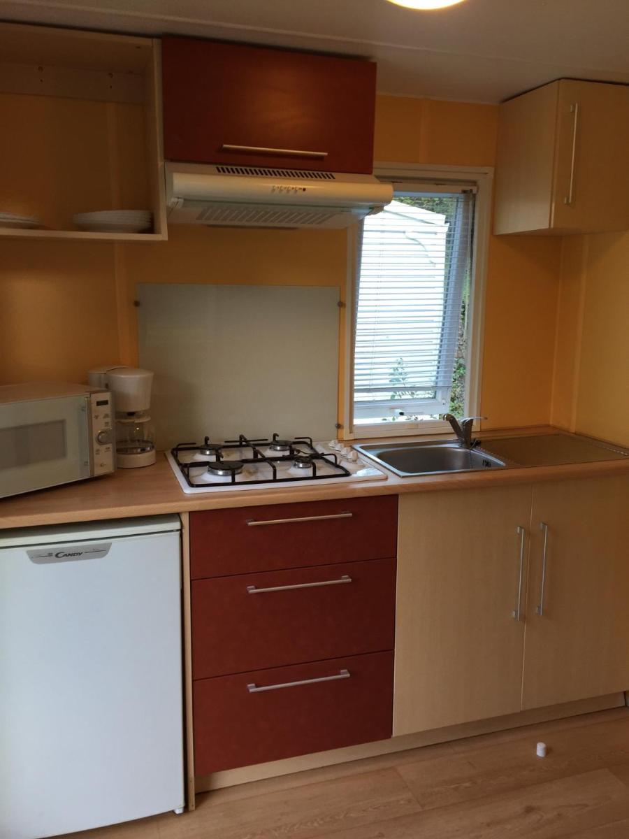 Camping les Orangers - Housity