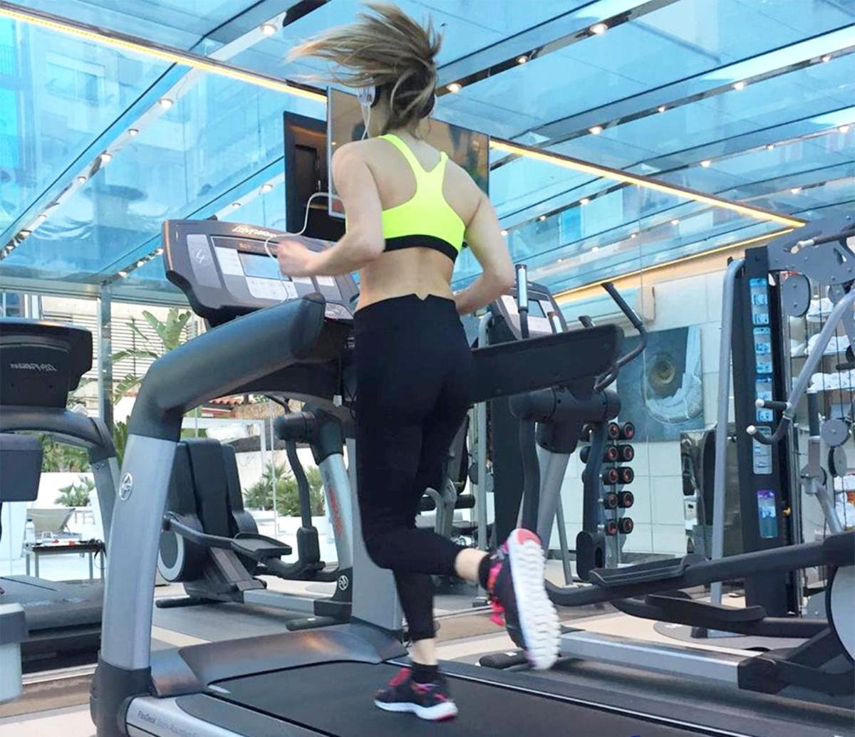 Gimnasio o instalaciones de fitness de Hotel Indigo Barcelona - Plaza Catalunya 4Sup by IHG