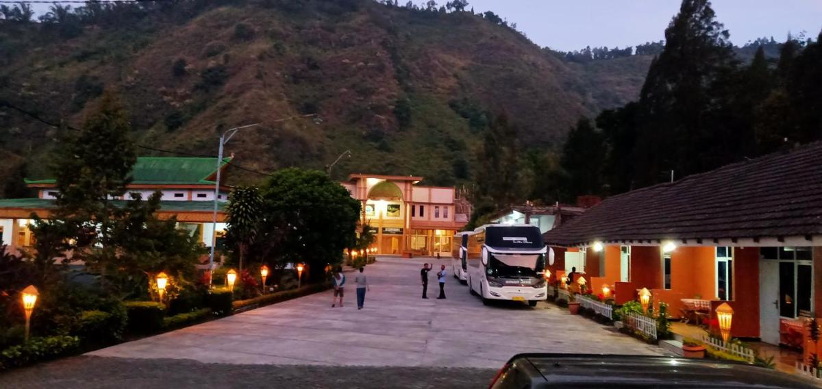 Hotel Nadia Bromo - Housity