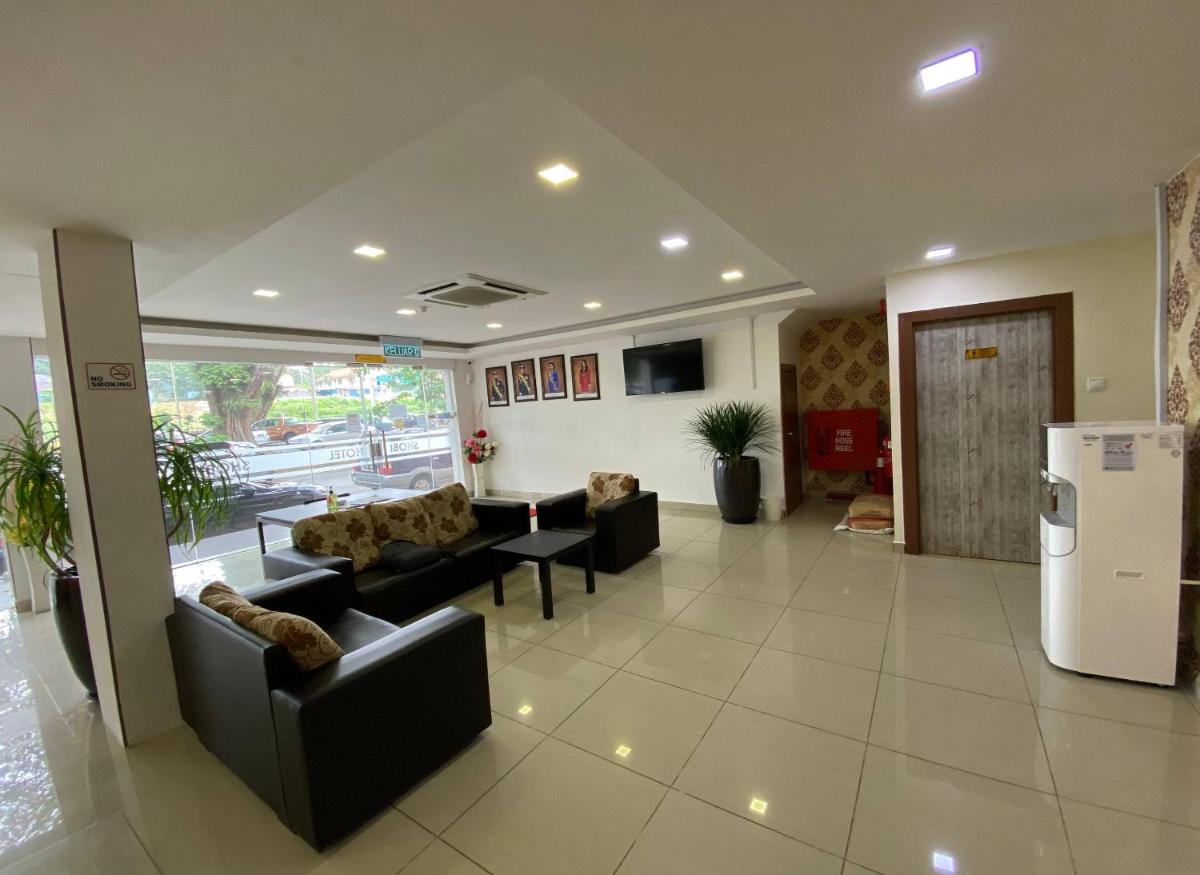 Shobi Hotel Johor Bahru Near CIQ JB - Hizvo