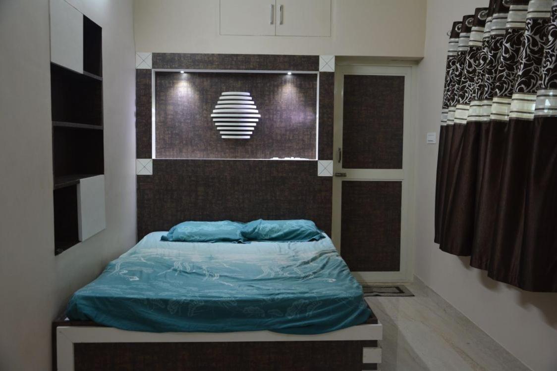 Service Apartment - Housity