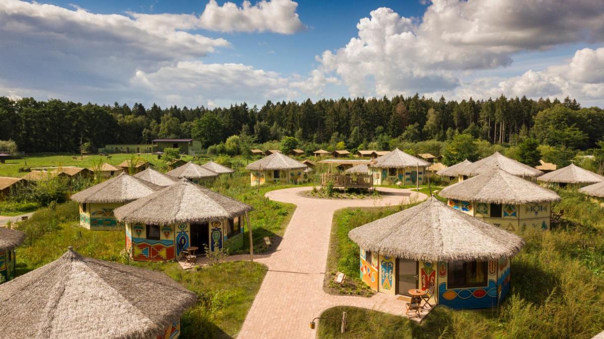 Serengeti Park Resort - Housity
