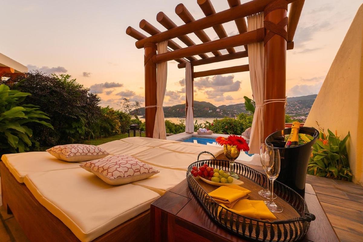 Tentaciones Hotel & Lounge Pool - Adults Only - Housity