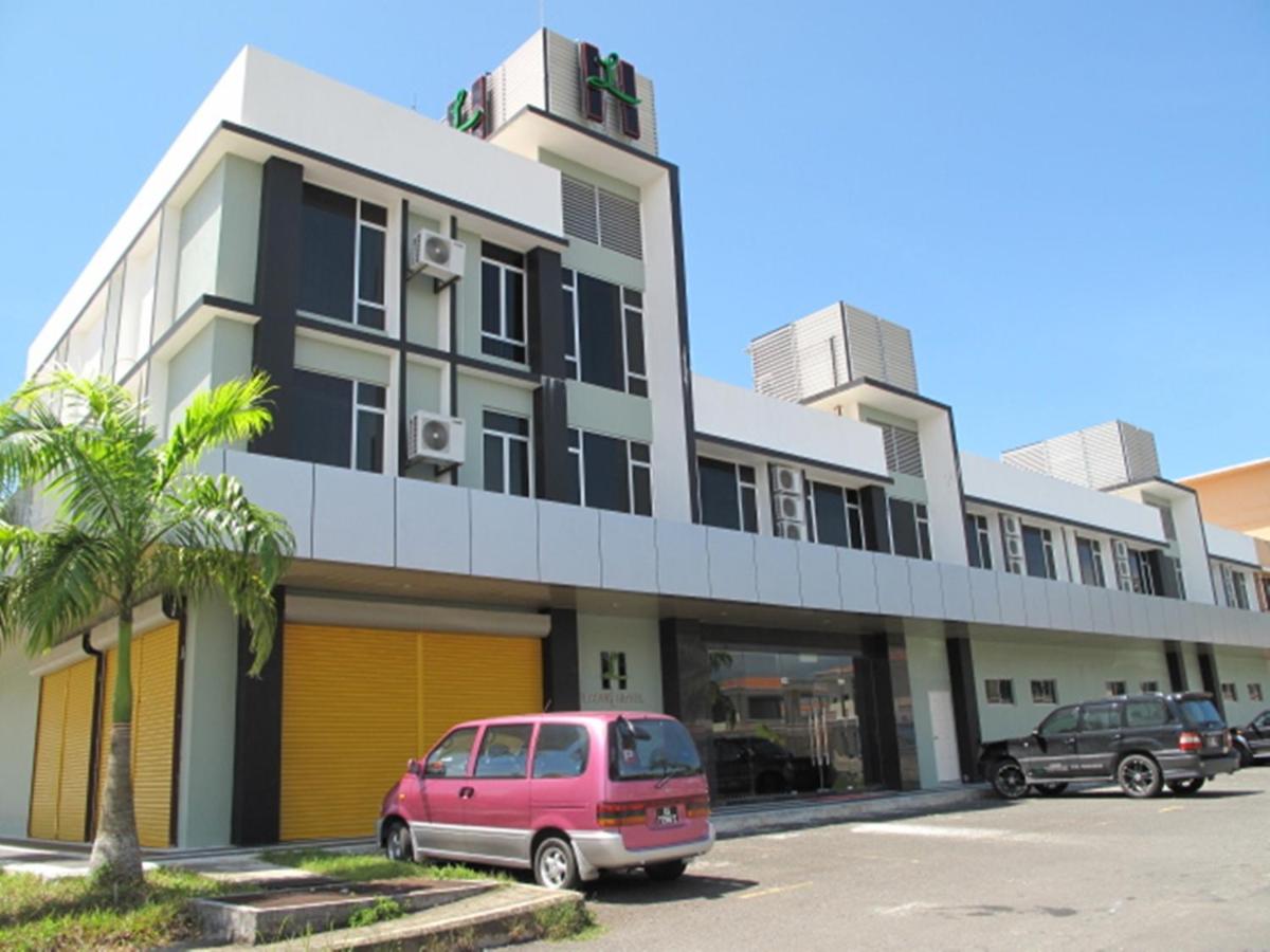 Suitetrails - Labuk Hotel
